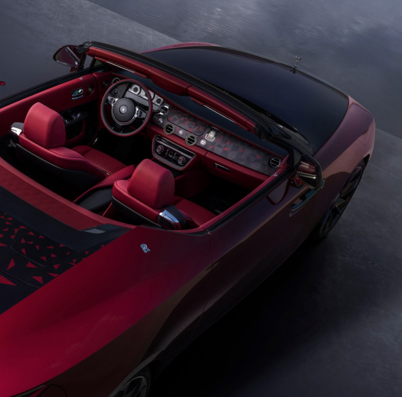 ROLLS-ROYCE DROPTAIL